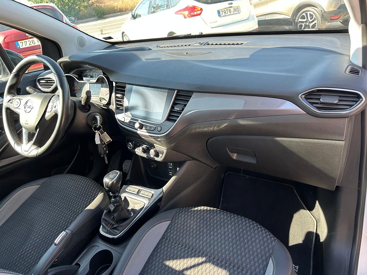 OPEL CROSSLAND X EXCELLENCE 1.2 MANUAL SPANISH LHD IN SPAIN 98000 MILES SUPER 2017